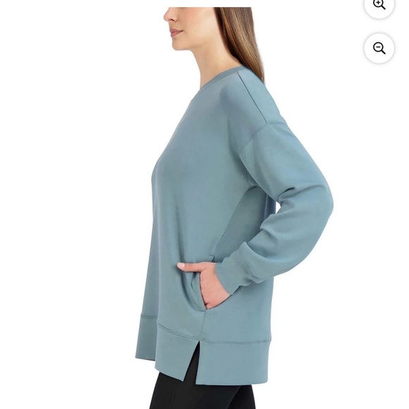 NWOT Sage Collective Women Super Soft Tunic Top with Side Pockets Size: M - Picture 2 of 7